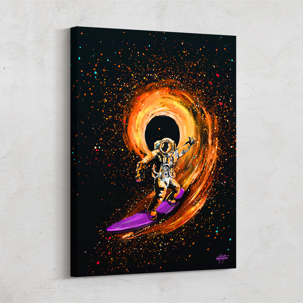 wall-decor-astronaut-surfing-